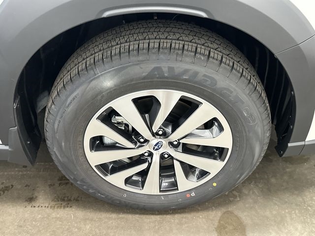 Thumbnail: 2025 Subaru Outback - 5