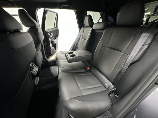 Thumbnail: 2026 Subaru Outback - 18