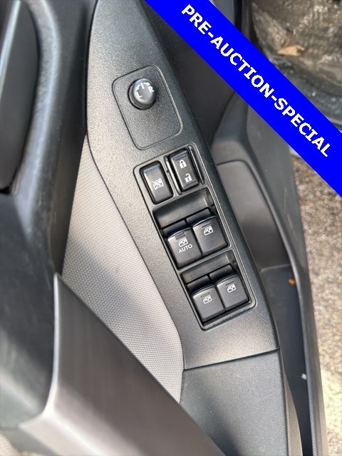 Thumbnail: 2015 Subaru Forester - 12