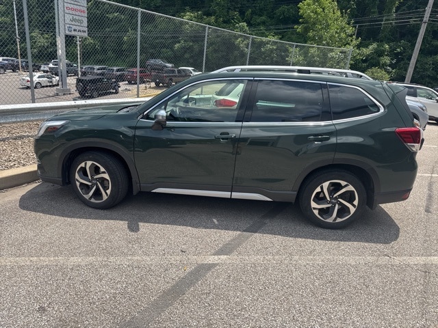Thumbnail: 2023 Subaru Forester - 3