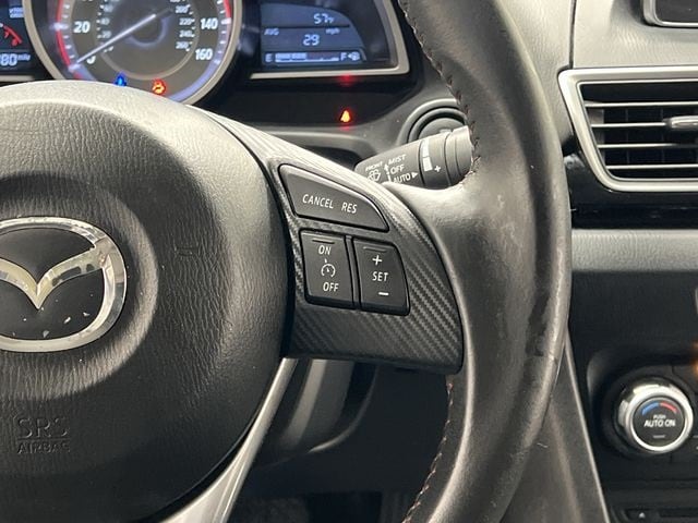 Thumbnail: 2016 Mazda Mazda3 - 10