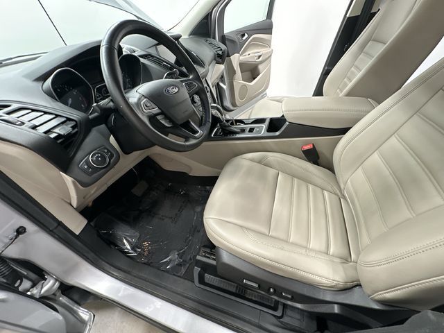 Thumbnail: 2019 Ford Escape - 15