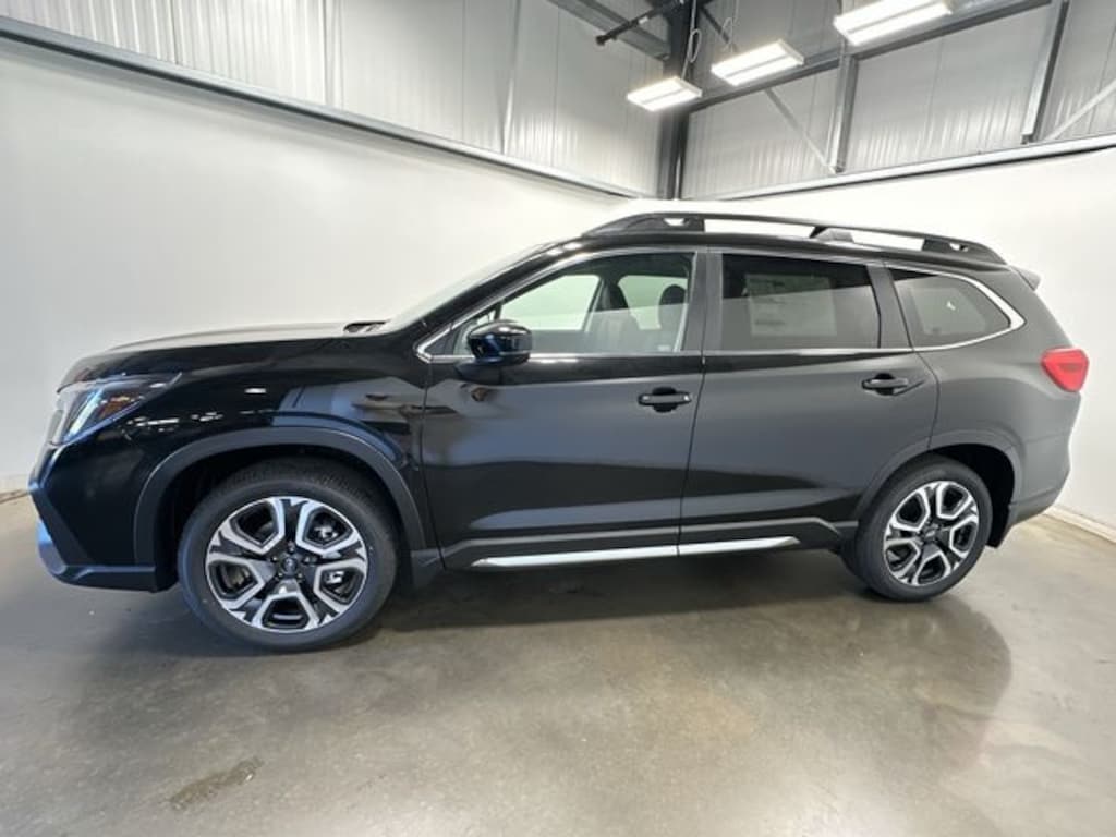 New 2025 Subaru Ascent Limited 7-Passenger SUV
