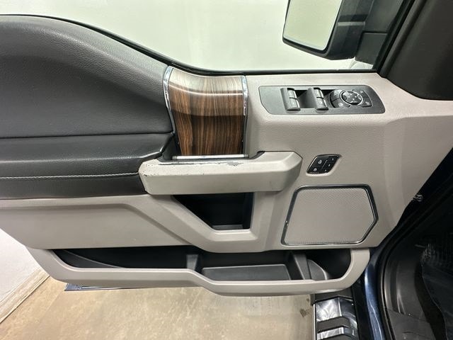 Thumbnail: 2016 Ford F-150 - 19