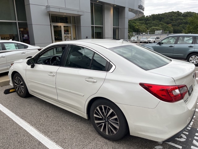 Thumbnail: 2018 Subaru Legacy - 3