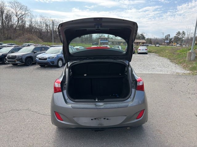 Thumbnail: 2016 Hyundai Elantra - 11