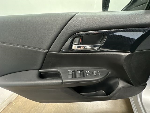 2014 Honda Accord Sport 15
