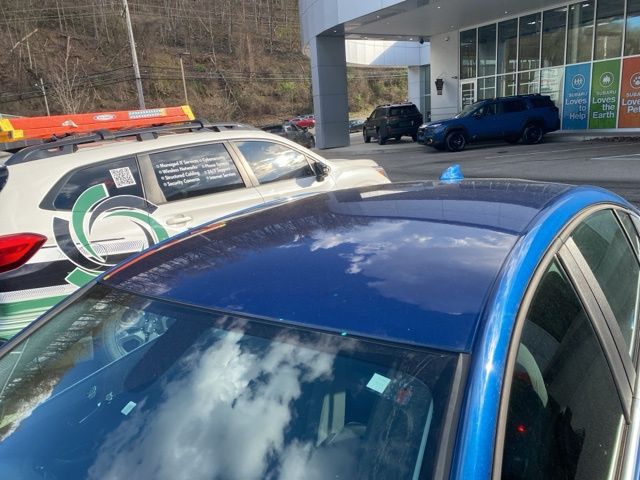 Thumbnail: 2019 Chevrolet Cruze - 4