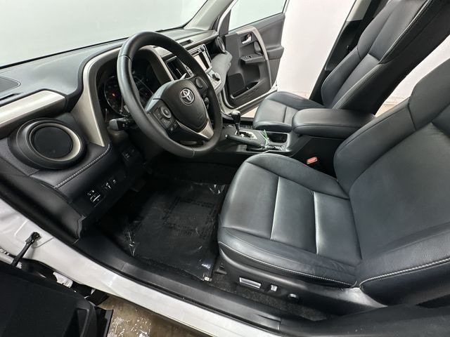 Thumbnail: 2013 Toyota RAV4 - 17