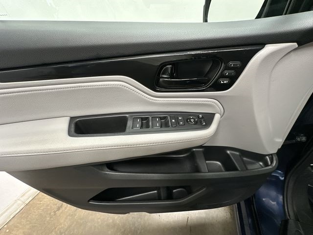 Thumbnail: 2018 Honda Odyssey - 19