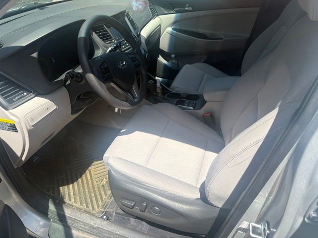 Thumbnail: 2017 Hyundai Tucson - 9