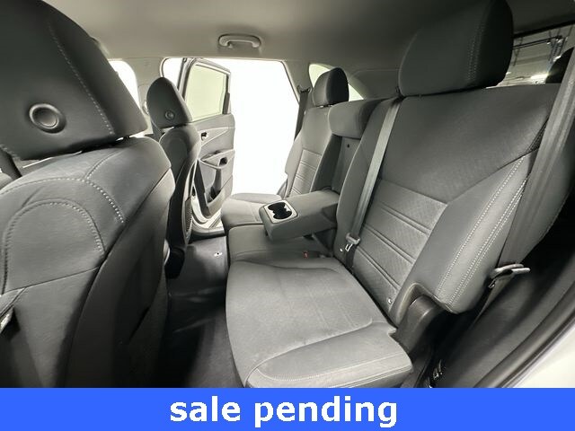 Thumbnail: 2019 Kia Sorento - 17