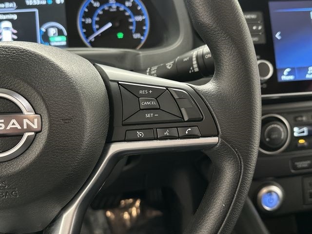 Thumbnail: 2023 Nissan Leaf - 9