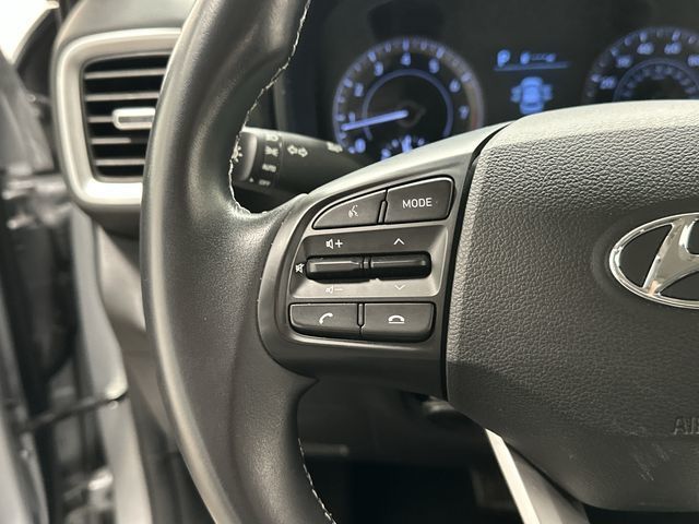 Thumbnail: 2022 Hyundai Venue - 9