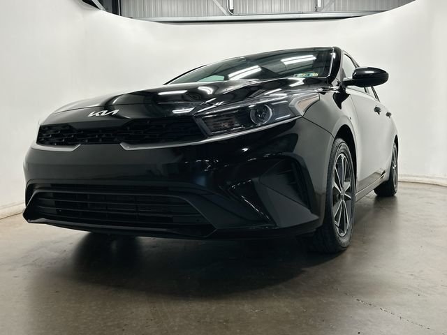 Thumbnail: 2022 Kia Forte - 27