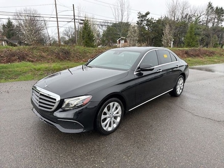 2017 Mercedes-Benz E 300 E 300 Luxury Sedan