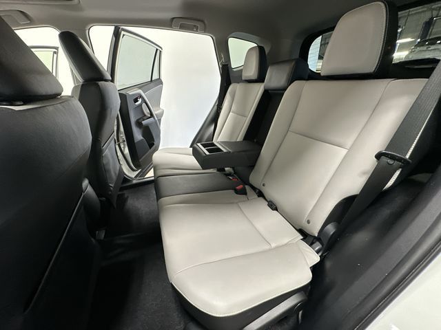 Thumbnail: 2017 Toyota RAV4 - 20