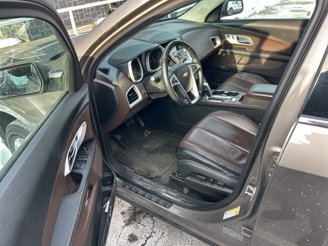 Thumbnail: 2012 Chevrolet Equinox - 16