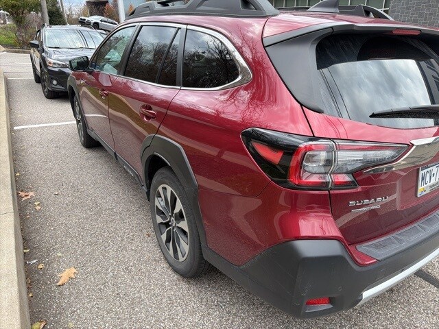 2023 Subaru Outback Limited photo 4