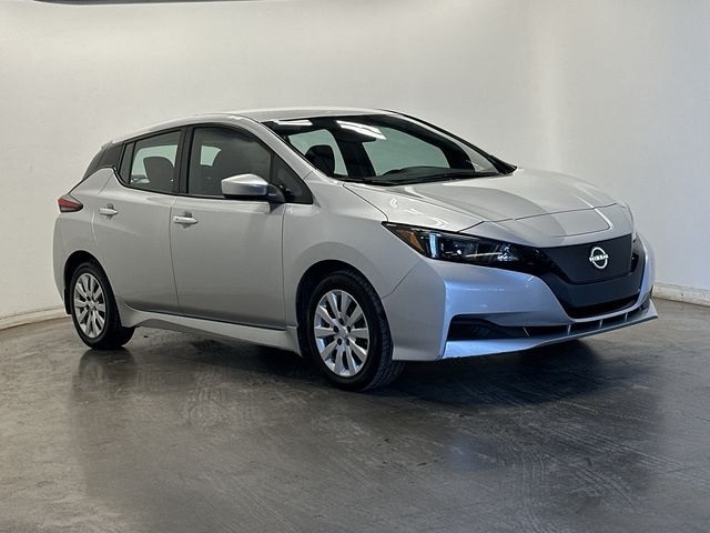 Thumbnail: 2023 Nissan Leaf - 30