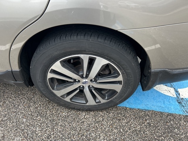 Thumbnail: 2019 Subaru Outback - 10