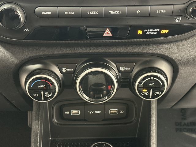 Thumbnail: 2022 Hyundai Venue - 14