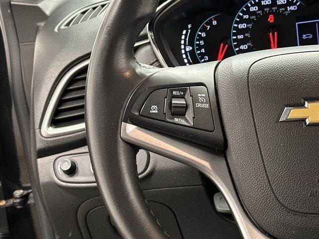 Thumbnail: 2019 Chevrolet Trax - 8