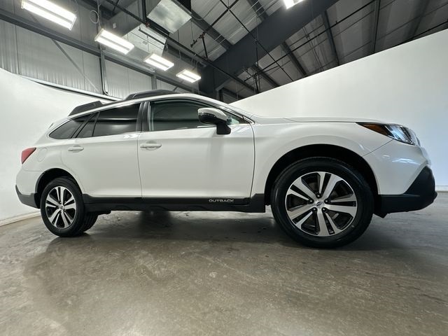Thumbnail: 2019 Subaru Outback - 3