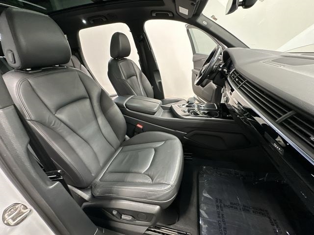 Thumbnail: 2017 Audi Q7 - 23