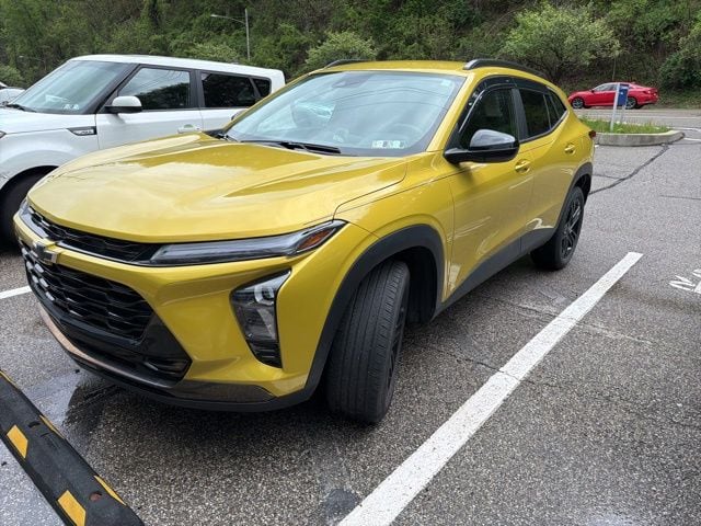 Thumbnail: 2024 Chevrolet Trax - 1