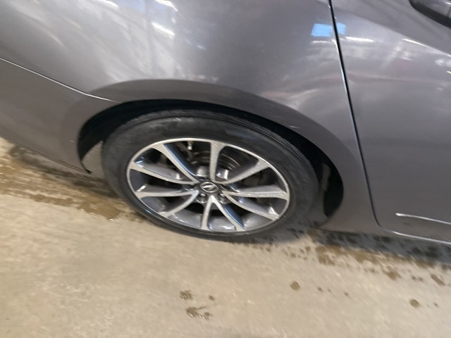 Thumbnail: 2018 Acura TLX - 6