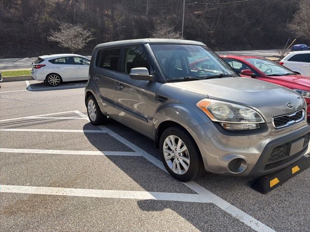 Thumbnail: 2012 Kia Soul - 16