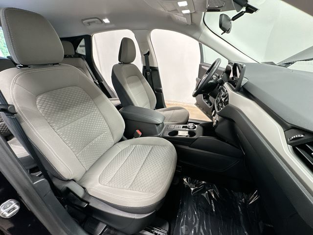 Thumbnail: 2021 Ford Escape - 21
