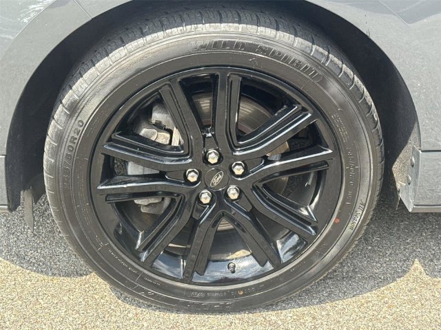 2021 Ford Edge ST-Line - Photo 11