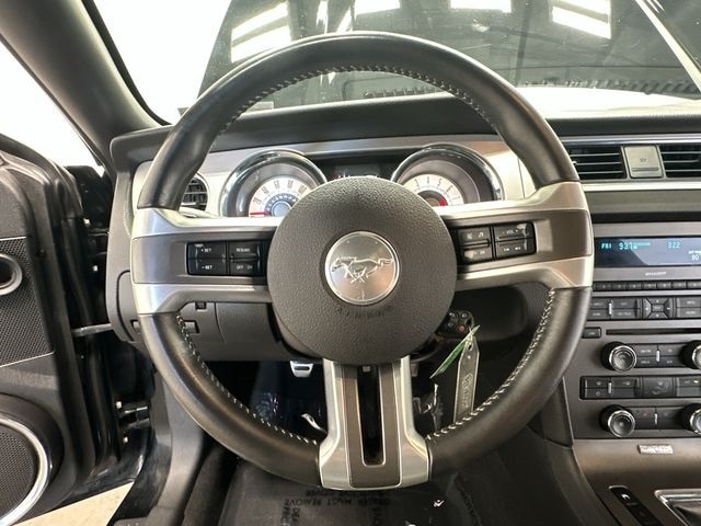 Thumbnail: 2010 Ford Mustang - 7