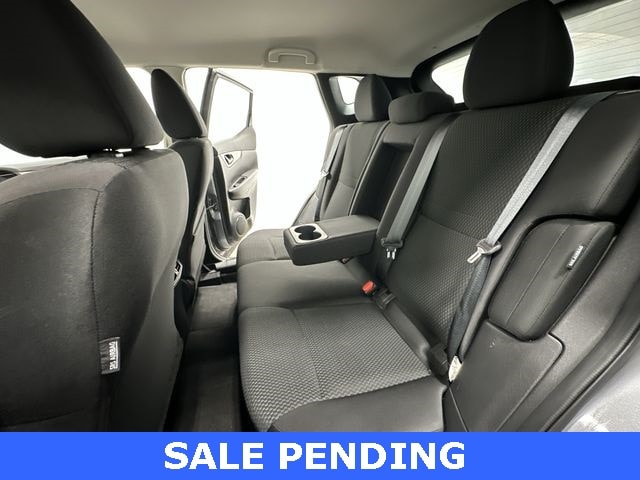 Thumbnail: 2020 Nissan Rogue Sport - 17