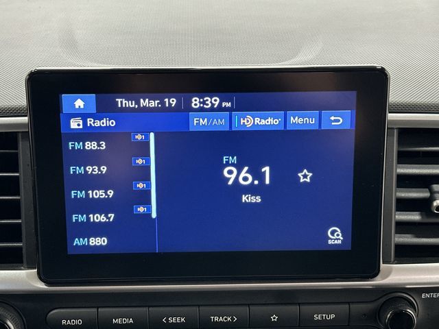 Thumbnail: 2022 Hyundai Venue - 11