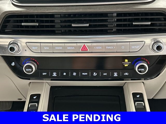 Thumbnail: 2022 Kia Telluride - 17