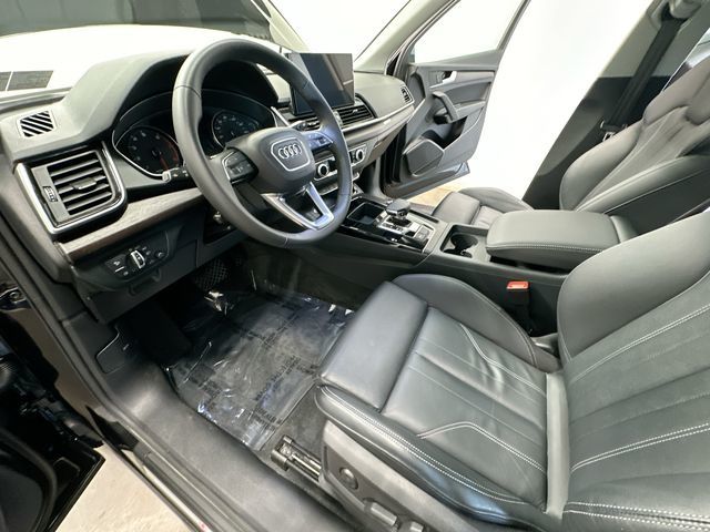 Thumbnail: 2024 Audi Q5 - 16
