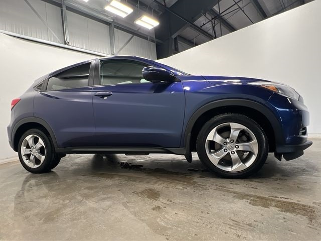 Thumbnail: 2017 Honda HR-V - 3