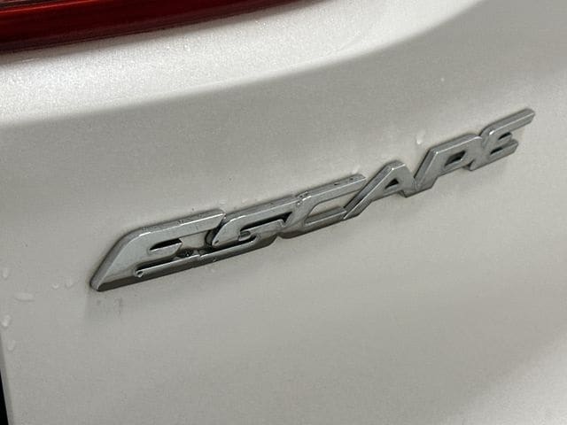 Thumbnail: 2013 Ford Escape - 27