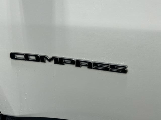 Thumbnail: 2019 Jeep Compass - 28