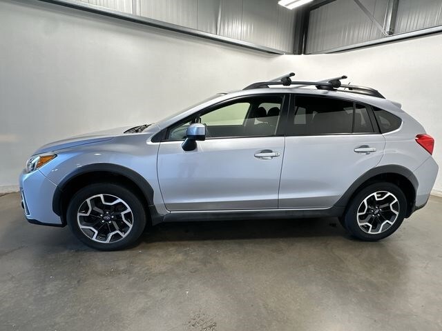 Thumbnail: 2016 Subaru Crosstrek - 2