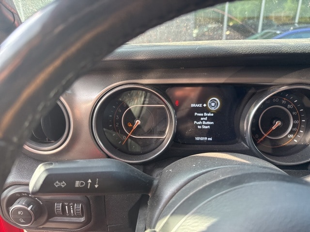 Thumbnail: 2021 Jeep Gladiator - 10