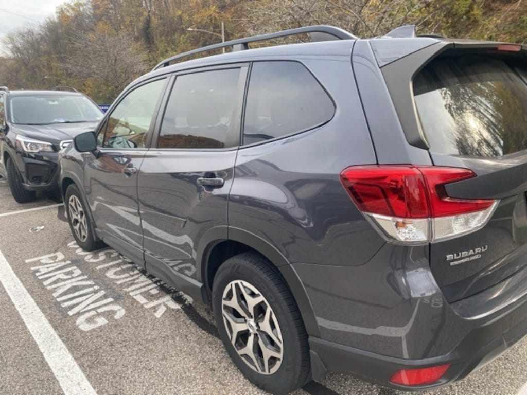Used 2021 Subaru Forester Premium SUV