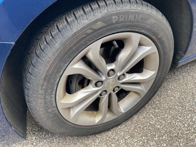 Thumbnail: 2019 Chevrolet Cruze - 7