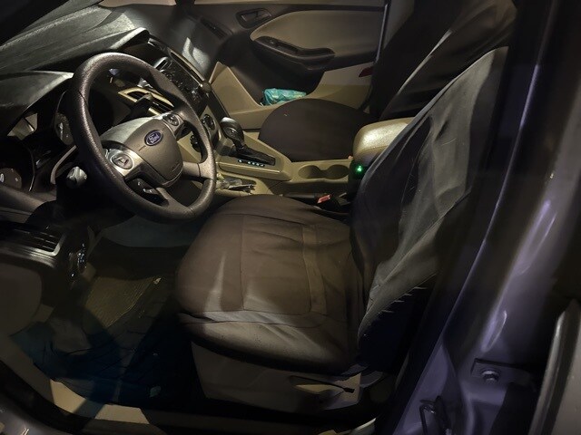 2012 Ford Focus SE photo 3