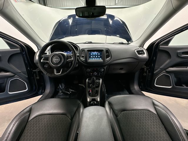 Thumbnail: 2018 Jeep Compass - 20