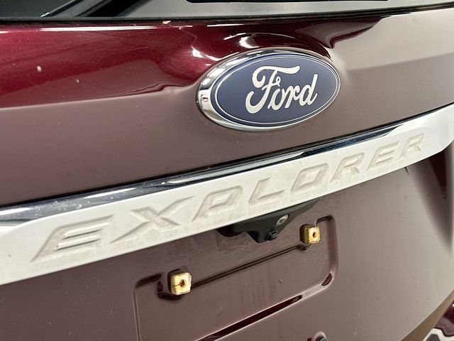 Thumbnail: 2018 Ford Explorer - 30