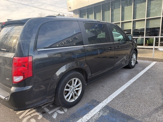 Thumbnail: 2020 Dodge Grand Caravan - 17